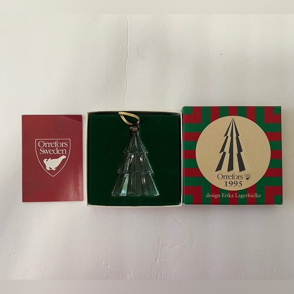 Vintage 1995 Orrefors Christmas Tree Ornament - Picture 1 of 4